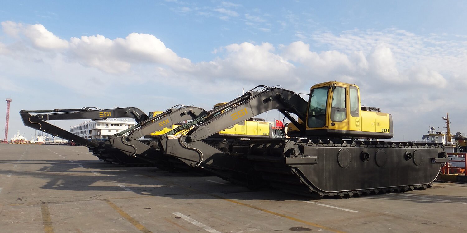 ESI amphibious excavator at sea port